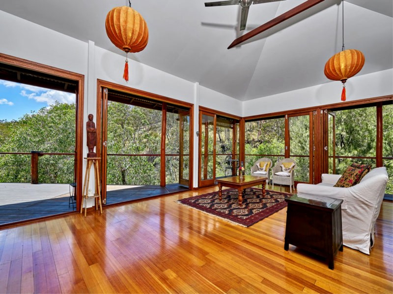 472 Wooroora Rd, Ravenshoe QLD 4888