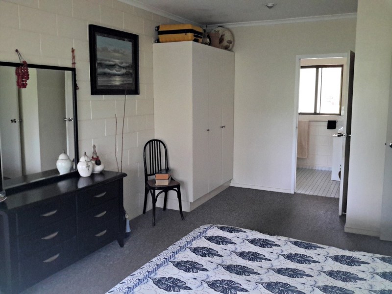 447 Millstream Pde, Millstream QLD 4888