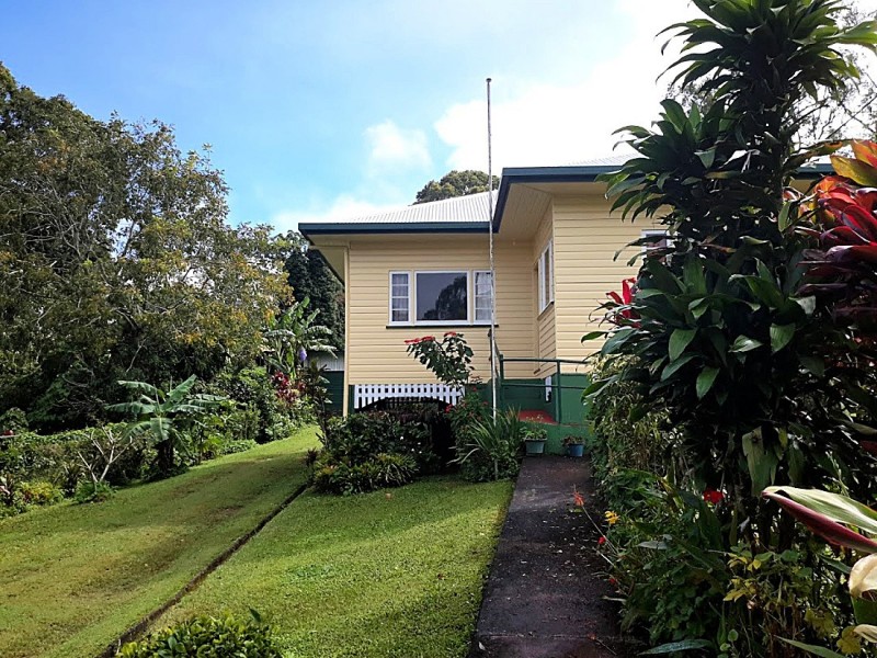 20 Herbert St, Ravenshoe QLD 4888