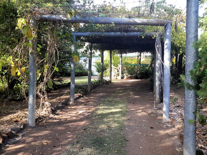 165 Millstream Pde, Millstream QLD 4888