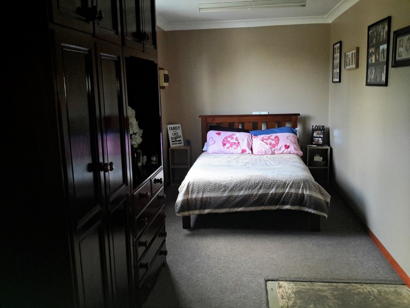 165 Millstream Pde, Millstream QLD 4888