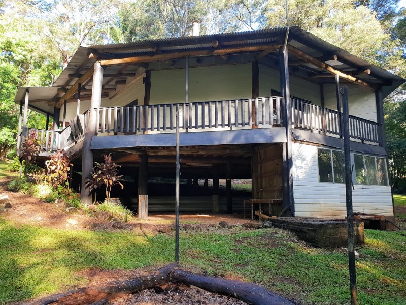 18 Kays Rd, Ravenshoe QLD 4888