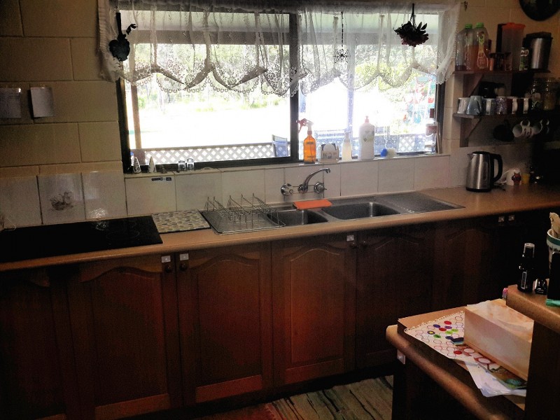 80 Kookaburra Dr, Millstream QLD 4888