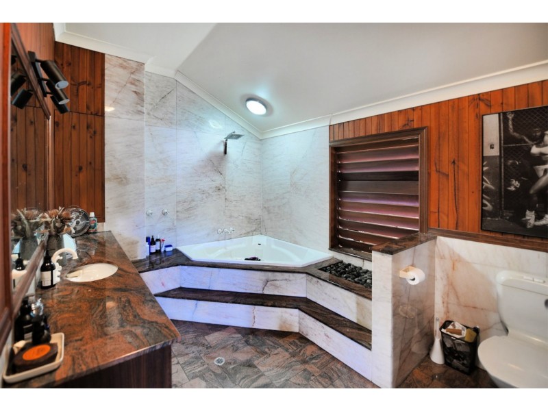 48 Morehead St, Bungalow QLD 4870