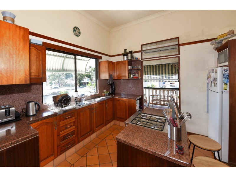 48 Morehead St, Bungalow QLD 4870