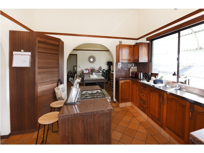 48 Morehead St, Bungalow QLD 4870
