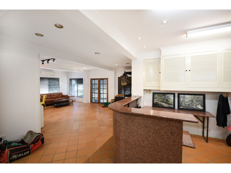 48 Morehead St, Bungalow QLD 4870