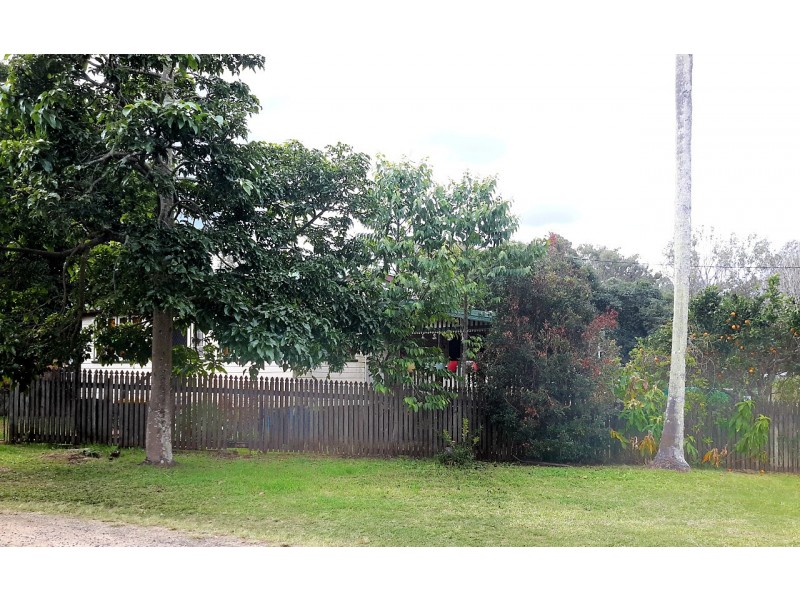 12 Ascham St, Ravenshoe QLD 4888