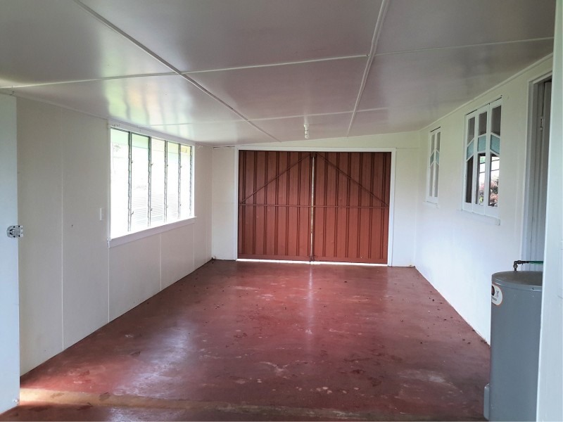 2 Patrick St, Malanda QLD 4885