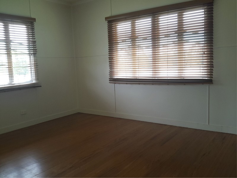 2 Patrick St, Malanda QLD 4885