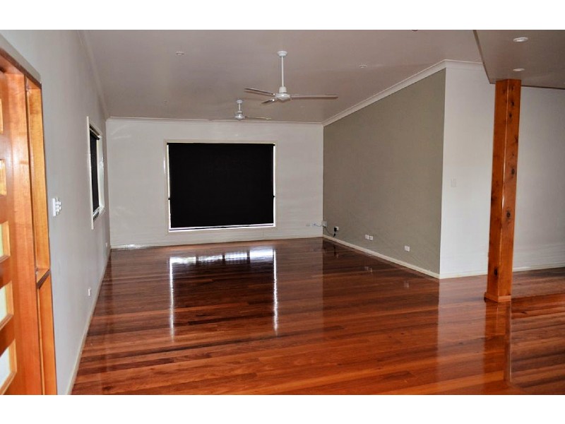 872 Wooroora Rd, Millstream QLD 4888