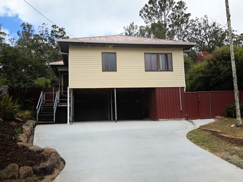 20 John St, Ravenshoe QLD 4888