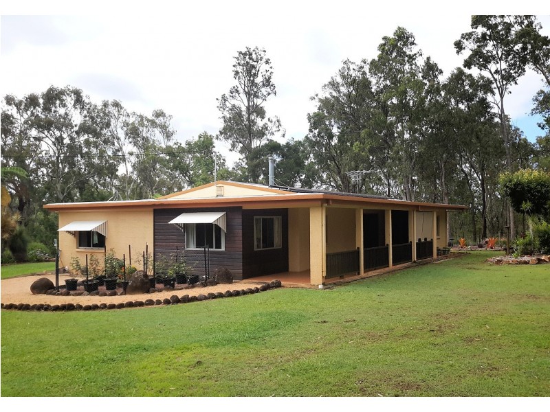 167 River Rd, Millstream QLD 4888