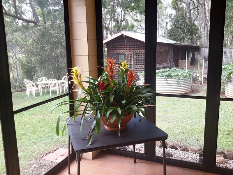167 River Rd, Millstream QLD 4888