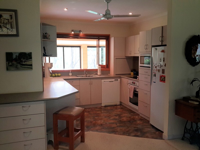 167 River Rd, Millstream QLD 4888