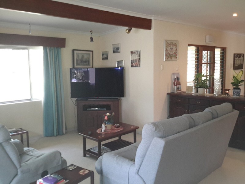 167 River Rd, Millstream QLD 4888