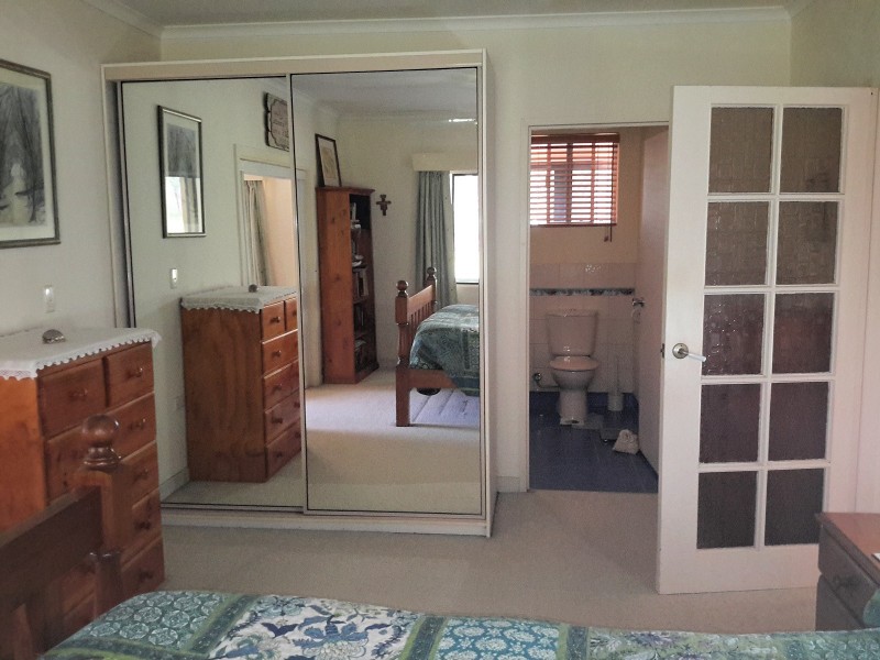 167 River Rd, Millstream QLD 4888