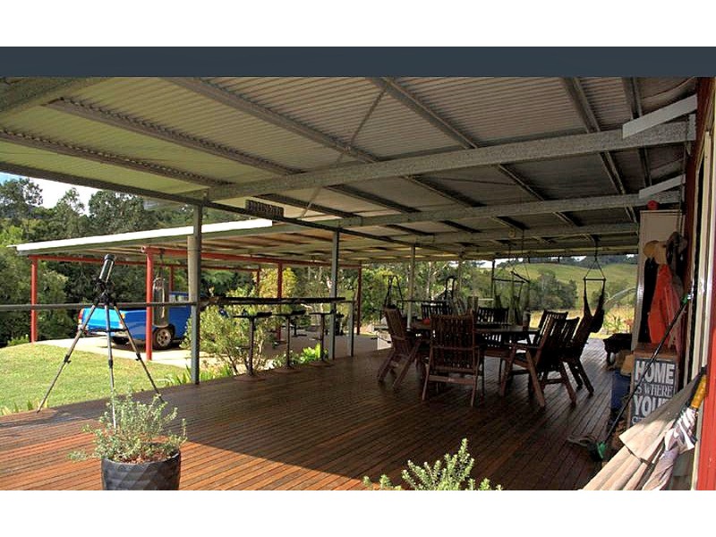 905 Old Palmerston Hwy, Middlebrook QLD 4886