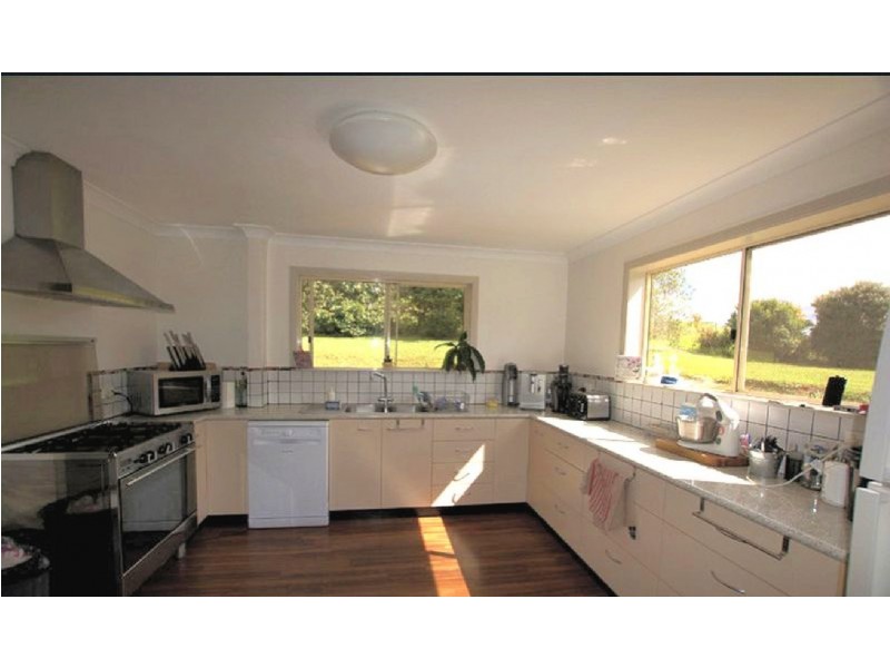 905 Old Palmerston Hwy, Middlebrook QLD 4886