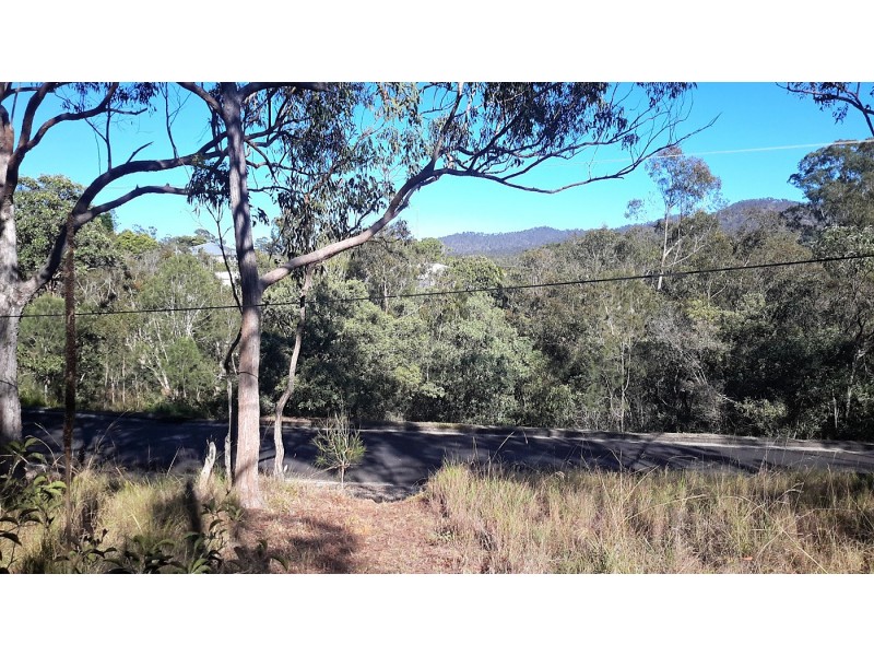 8 Ruby St, Herberton QLD 4887