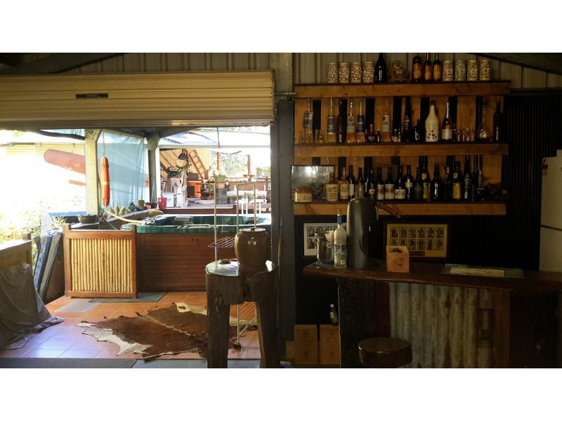 8 Gordon Earl Dr, Millstream QLD 4888