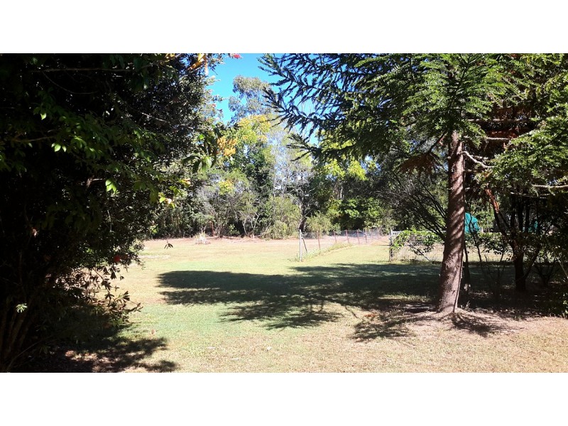 8 Gordon Earl Dr, Millstream QLD 4888