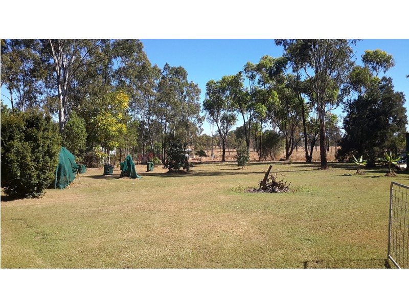 8 Gordon Earl Dr, Millstream QLD 4888