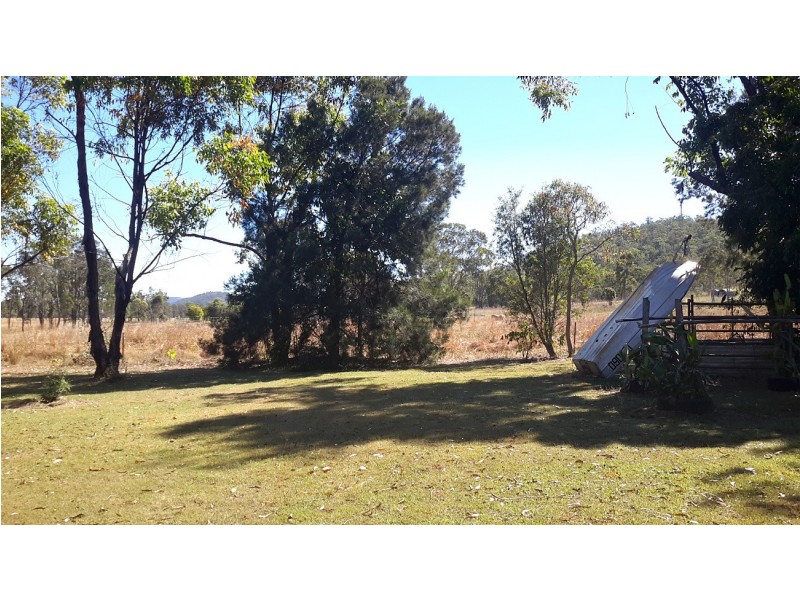 8 Gordon Earl Dr, Millstream QLD 4888