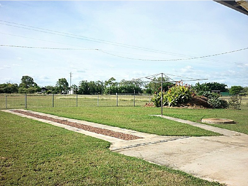 1 Savannah Close, Mount Surprise QLD 4871