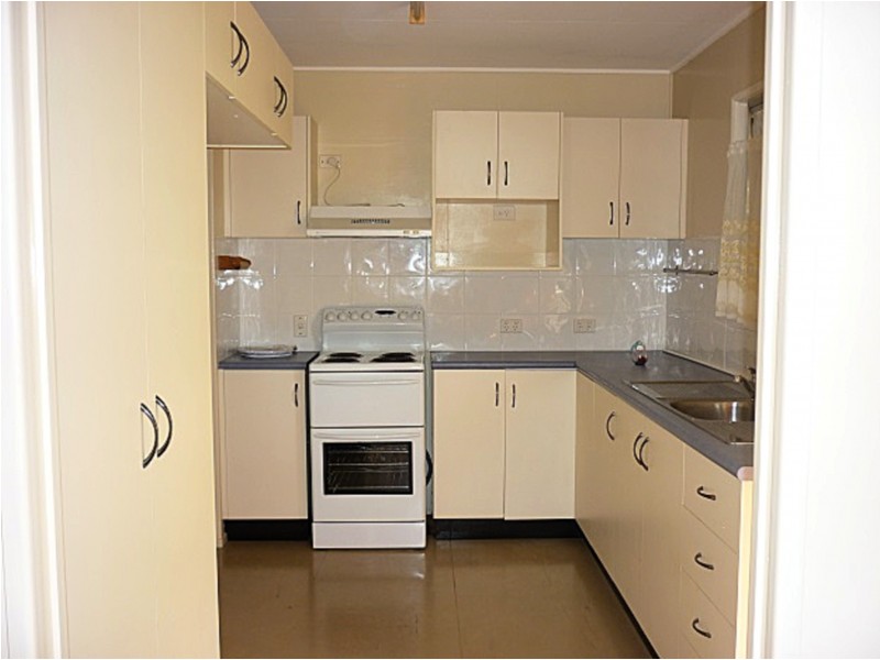 1 Savannah Close, Mount Surprise QLD 4871