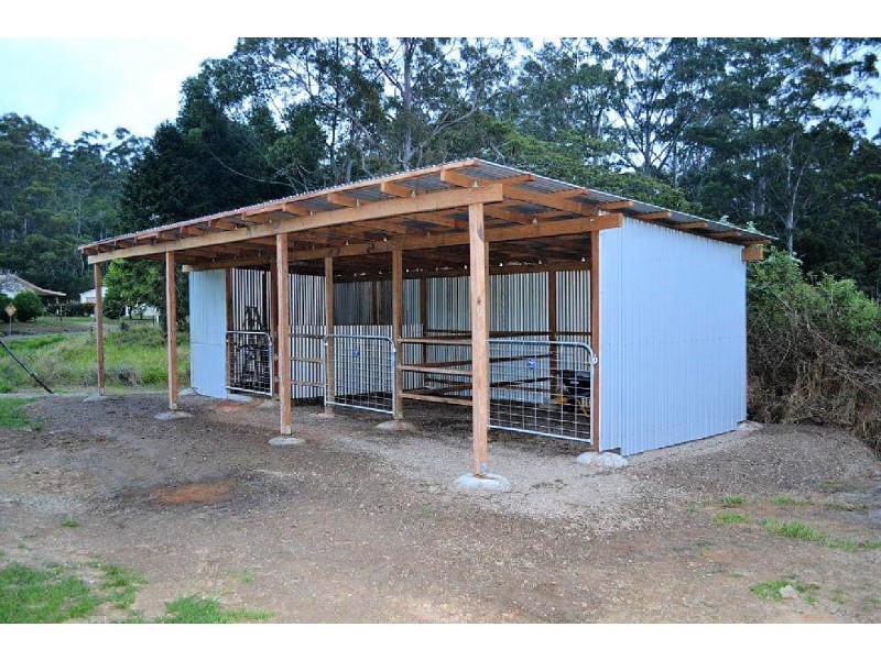 119 Cockram Rd, Ravenshoe QLD 4888