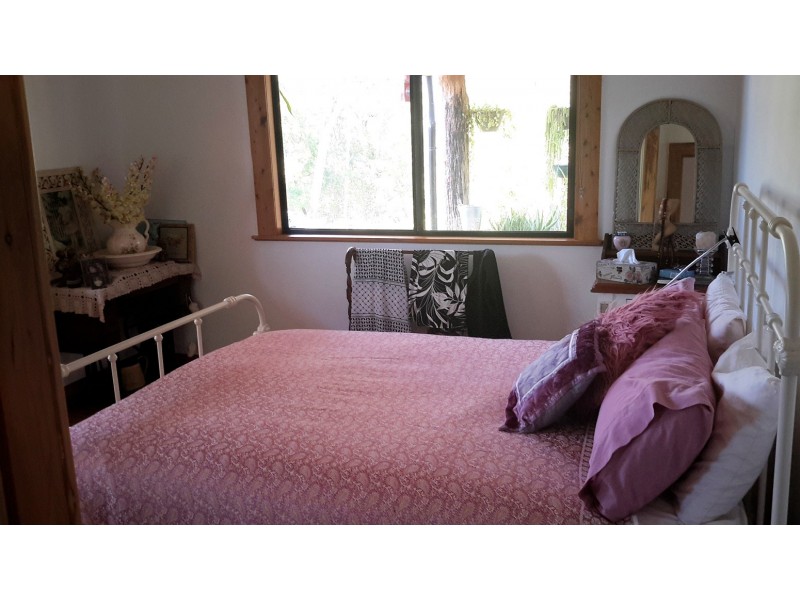 196 Greys Lane, Ravenshoe QLD 4888