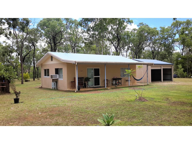 621 Millstream Pde, Millstream QLD 4888