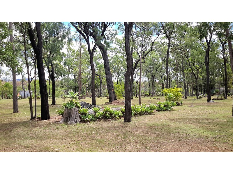 621 Millstream Pde, Millstream QLD 4888