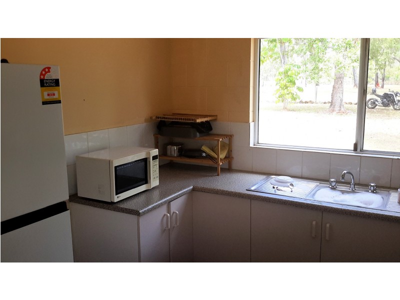 621 Millstream Pde, Millstream QLD 4888