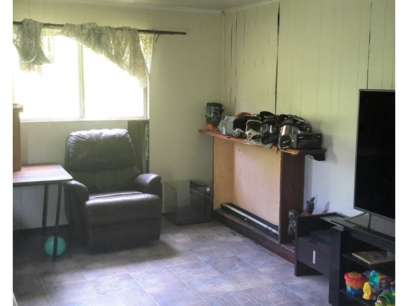 203 Mullins Rd, Beatrice QLD 4886
