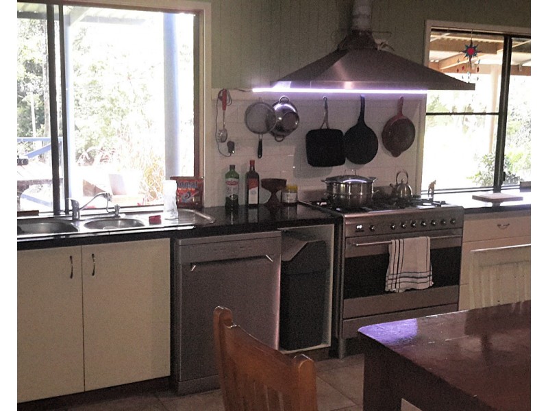 9 Moregatta Rd, Moregatta QLD 4886