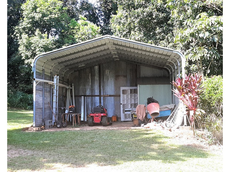 9 Moregatta Rd, Moregatta QLD 4886