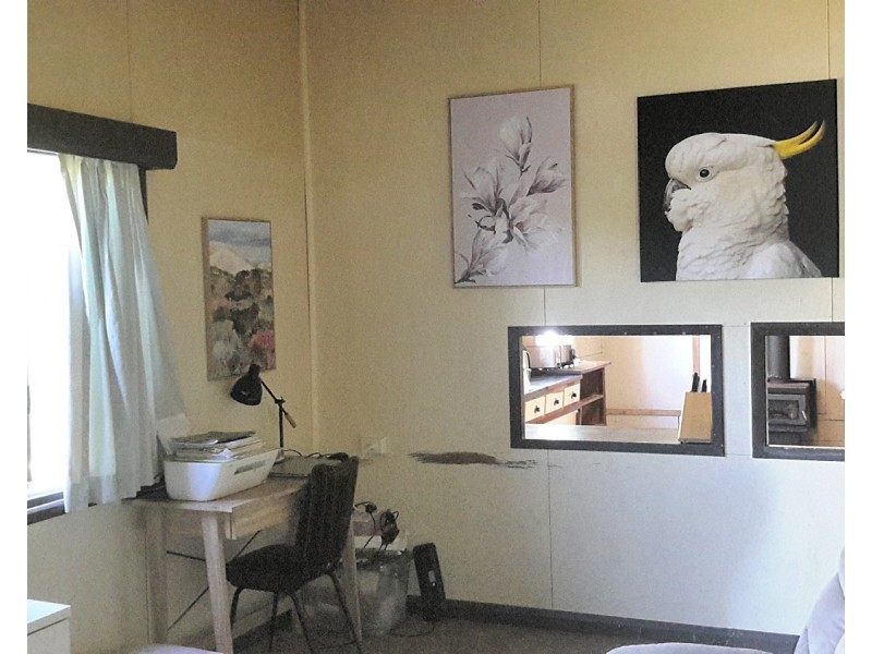 10 Palm Ave, Millaa Millaa QLD 4886