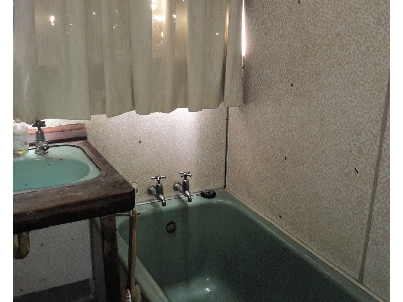 10 Palm Ave, Millaa Millaa QLD 4886