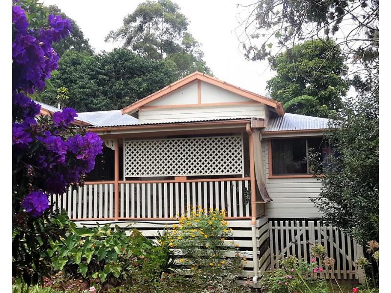 23 Herbert St, Ravenshoe QLD 4888