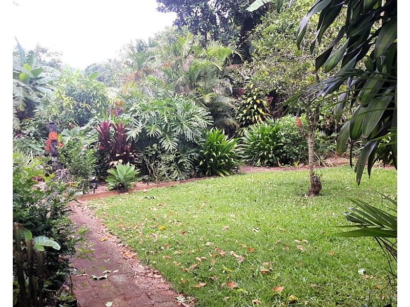 23 Herbert St, Ravenshoe QLD 4888