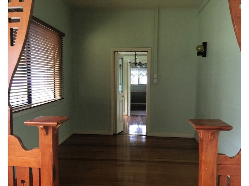 23 Herbert St, Ravenshoe QLD 4888