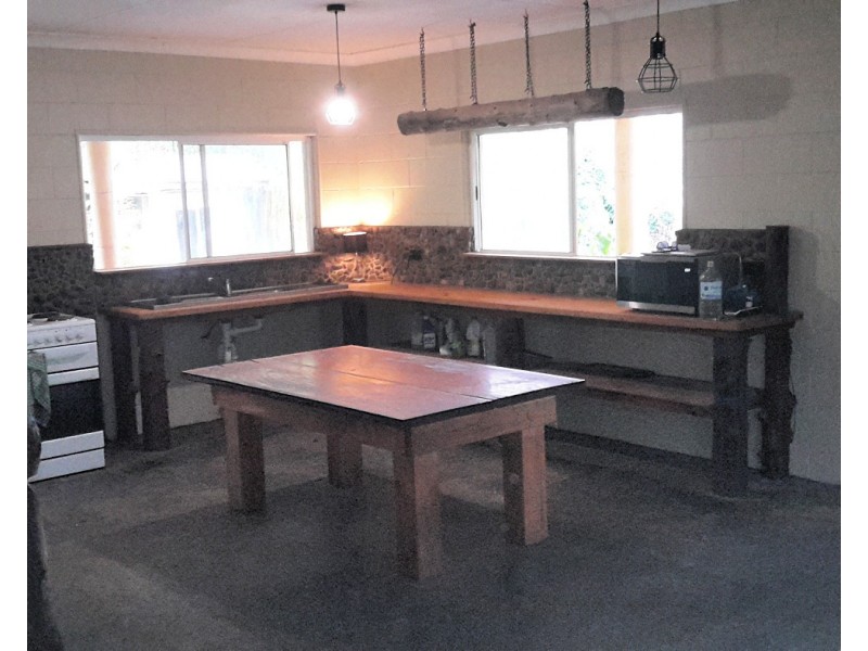 112 Silver Valley Rd, Silver Valley QLD 4872