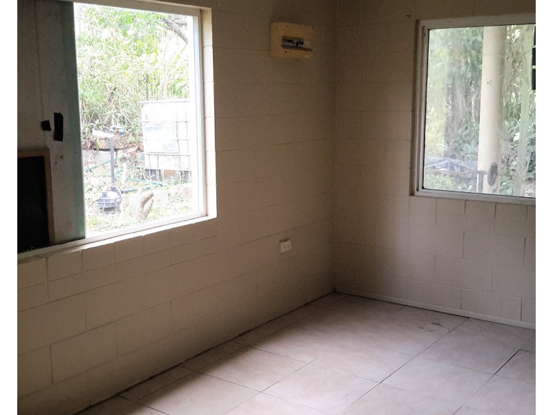 112 Silver Valley Rd, Silver Valley QLD 4872