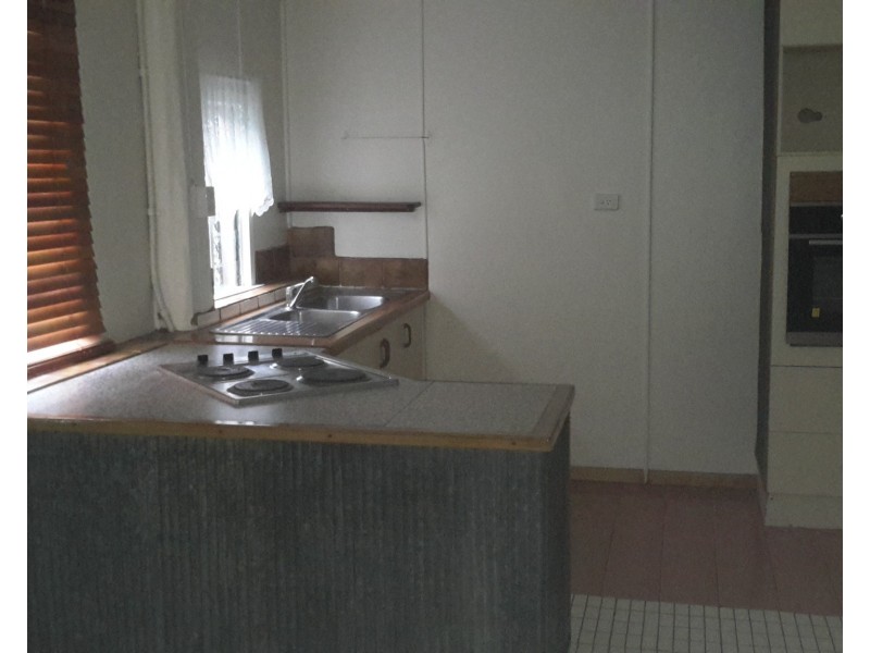 2/21 Ascham Street, Ravenshoe QLD 4888