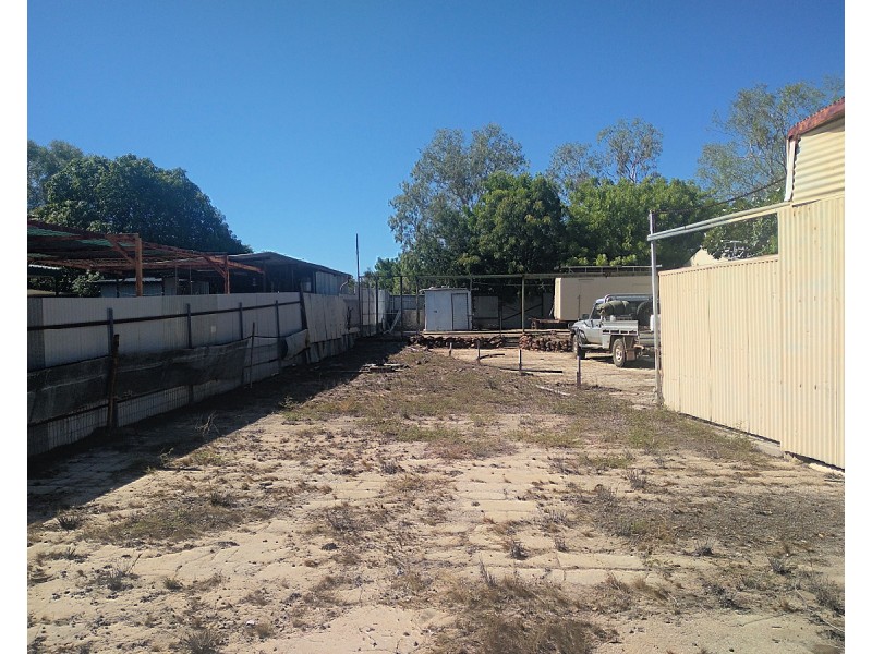 59 Riverview Dr, Karumba QLD 4891