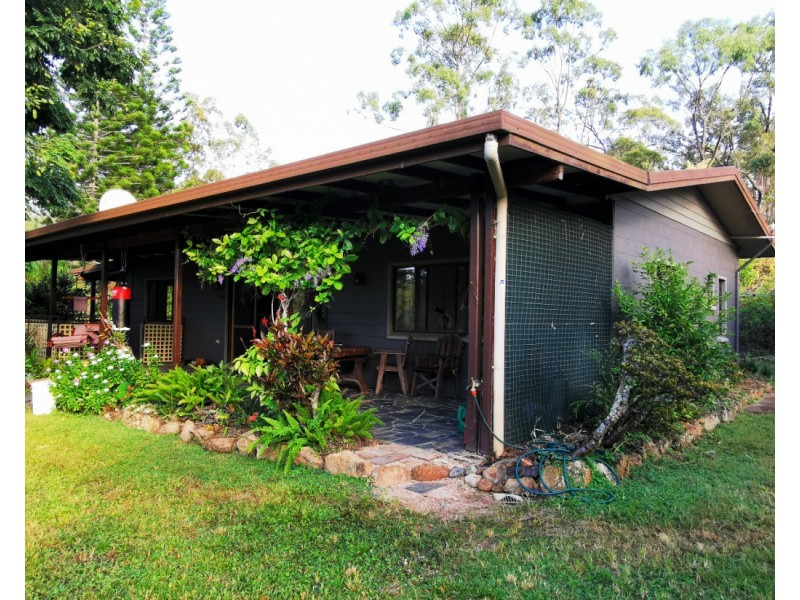 12 Tobacco Rd, Silver Valley QLD 4872