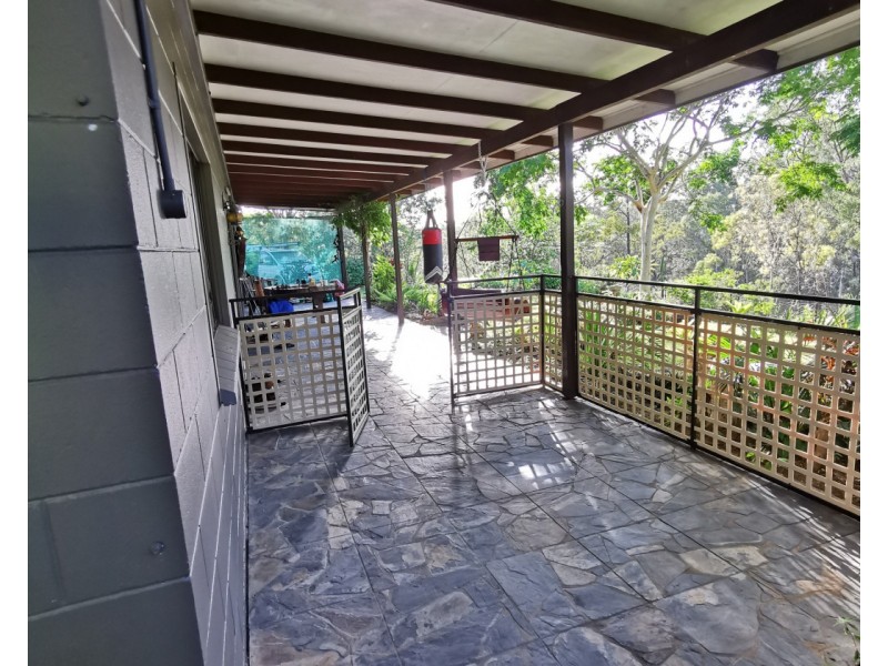 12 Tobacco Rd, Silver Valley QLD 4872