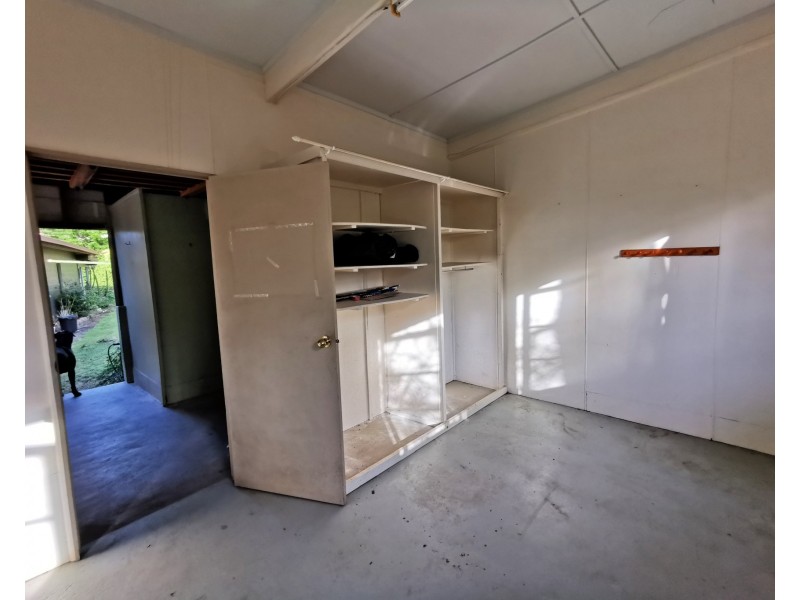 12 Tobacco Rd, Silver Valley QLD 4872